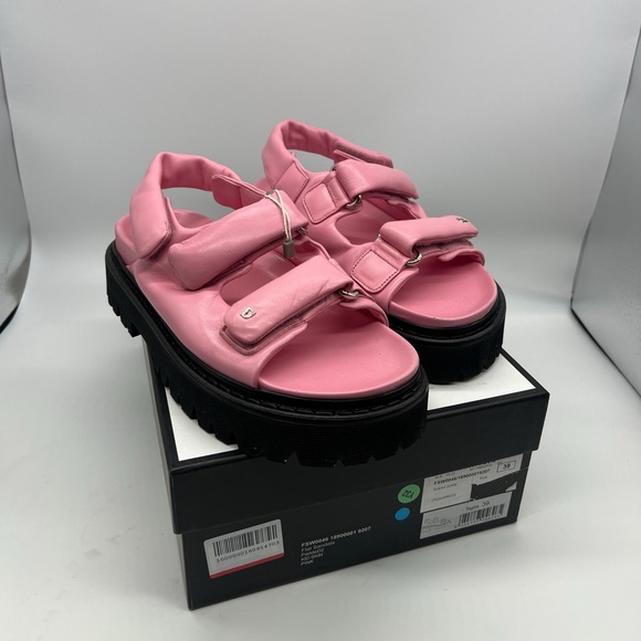 DSQUARED2 Pink Sandals - Picture 12 of 14